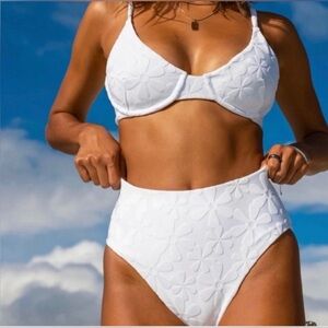 NEW! Kenny Flowers The Santorini High Waist Bikini Bottom White XL